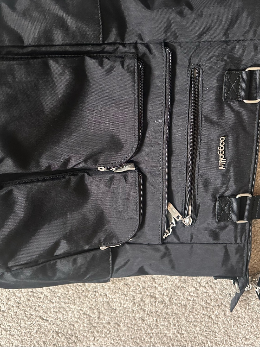 Baggallini Black Convertible Backpack (crossbody/shoulder) with Front Pockets